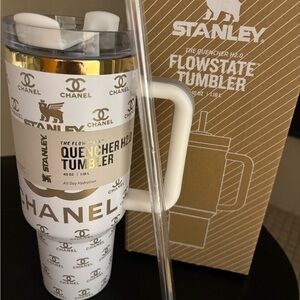 Gold White Stanley Designer Logo Drinking Cup Tumbler w/ Straw BRAND NEW in BOX